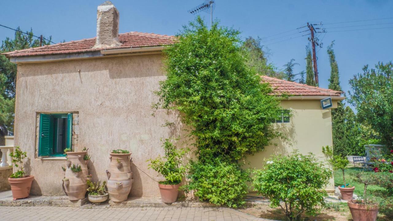 Sylvia'S Guest House Kavrokhorion Dış mekan fotoğraf